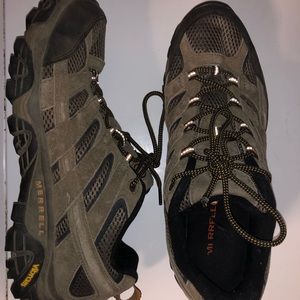 COPY - Merrell Moab 2 hiking shoe (size 11.5)